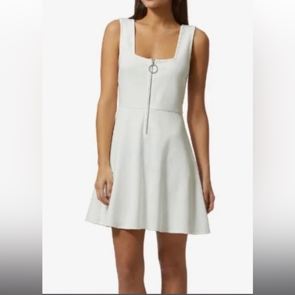 AVEC LES FILLES White fit, and flare zip dress! XS